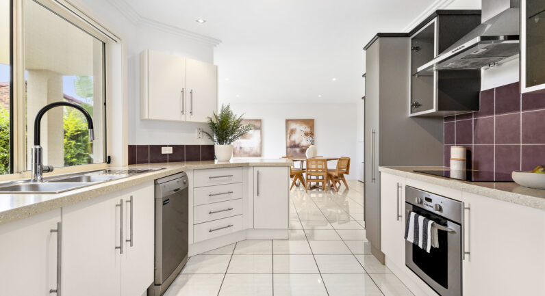 2/1 Laguna Place, Port Macquarie NSW 2444