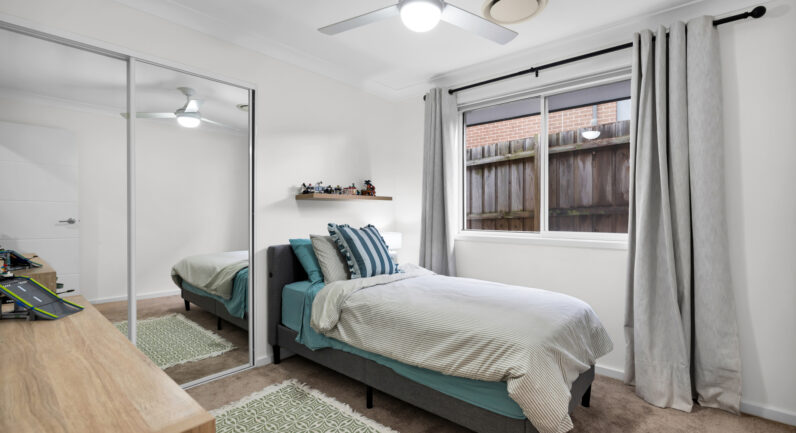 21 Dutton Street, Spring Farm NSW 2570
