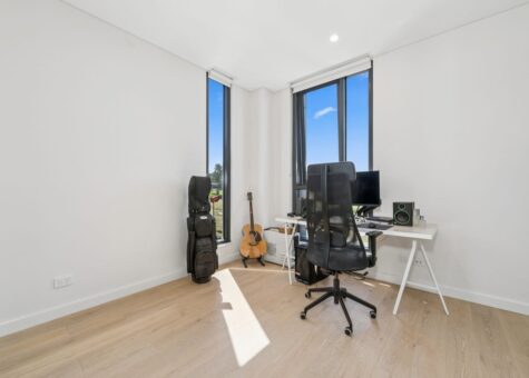 327 B305/5 Mulyan Street
