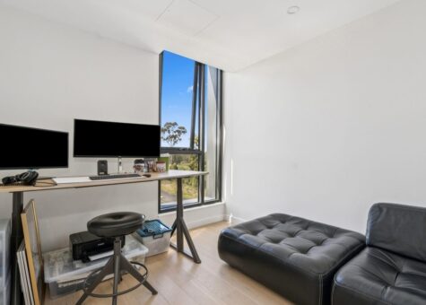 327 B305/5 Mulyan Street