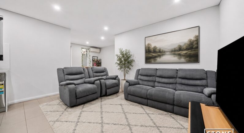 1/14-18 Peggy Street, Mays Hill NSW 2145