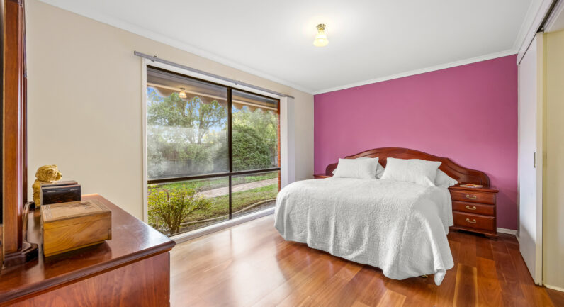 87 Marie Crescent, Wendouree VIC 3355