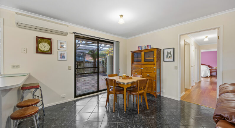 87 Marie Crescent, Wendouree VIC 3355
