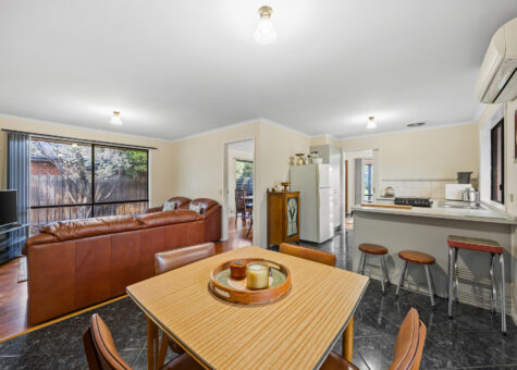 87 Marie Crescent