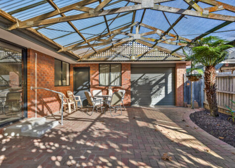 87 Marie Crescent