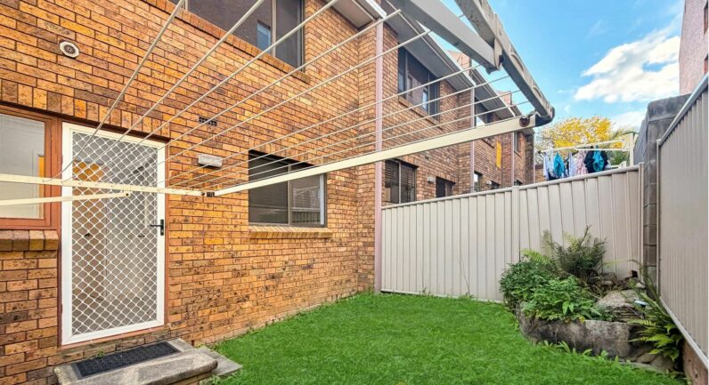 2/256 Harbour Drive, Coffs Harbour NSW 2450