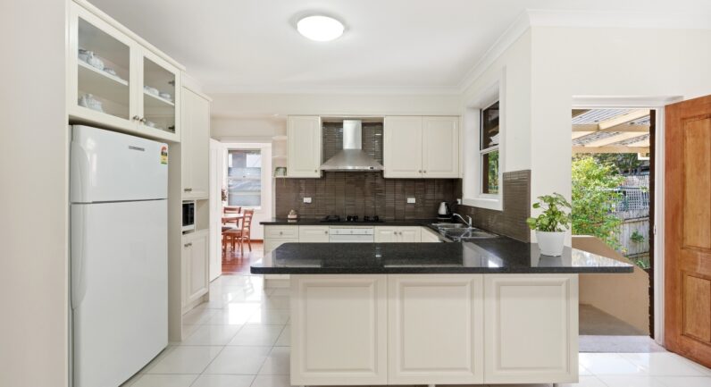 25 Mount William Street, Gordon NSW 2072