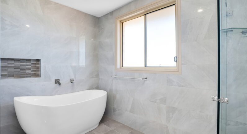 10 Spagnolo Place, Prestons NSW 2170
