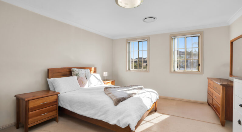 10 Spagnolo Place, Prestons NSW 2170