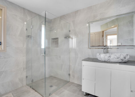 10 Spagnolo Place