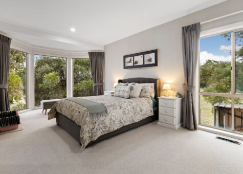 323 Sandys Hill Road