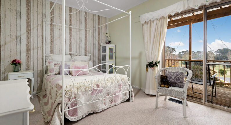 323 Sandys Hill Road, Durham Lead VIC 3352