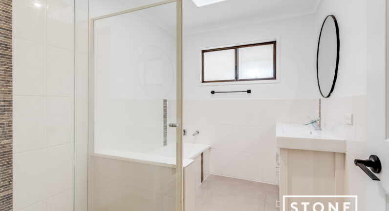 22 Adams Road, Cashmere QLD 4500