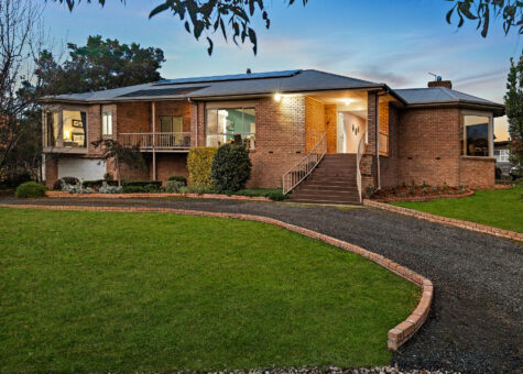 323 Sandys Hill Road