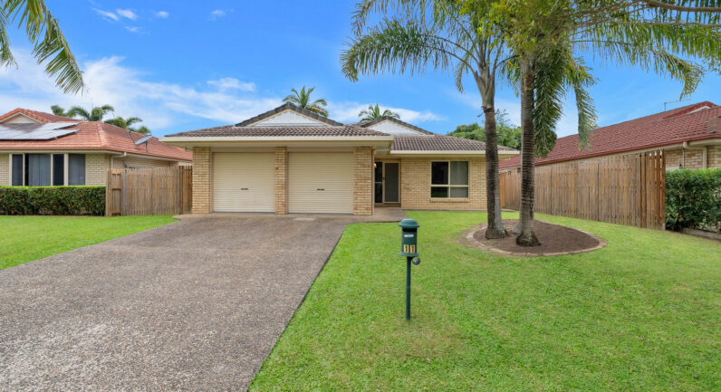 11 Obersky Close, Brinsmead QLD 4870