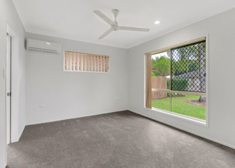 11 Obersky Close