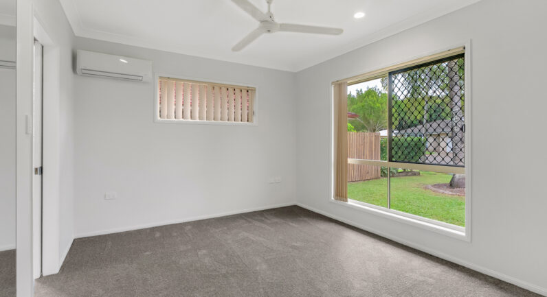 11 Obersky Close, Brinsmead QLD 4870
