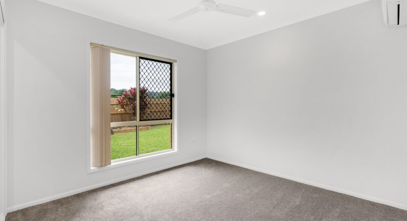 11 Obersky Close, Brinsmead QLD 4870