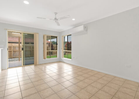 11 Obersky Close