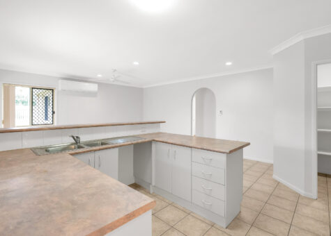 11 Obersky Close