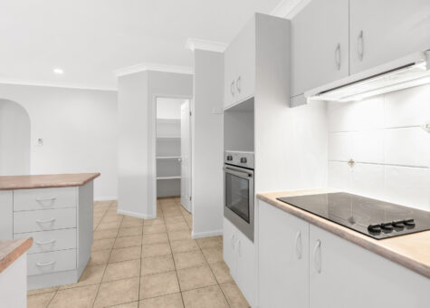 11 Obersky Close