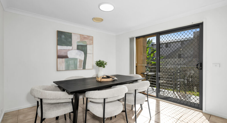 16/14 Benham Road, Minto NSW 2566