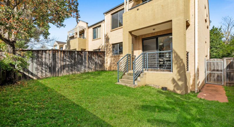 16/14 Benham Road, Minto NSW 2566