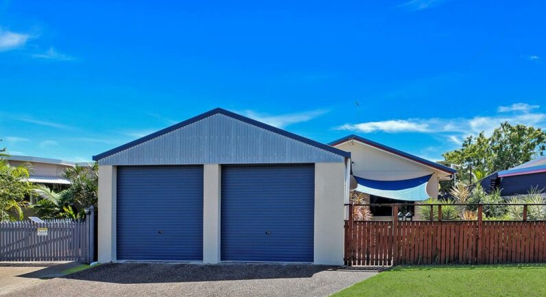 42b Machans Street, Machans Beach QLD 4878