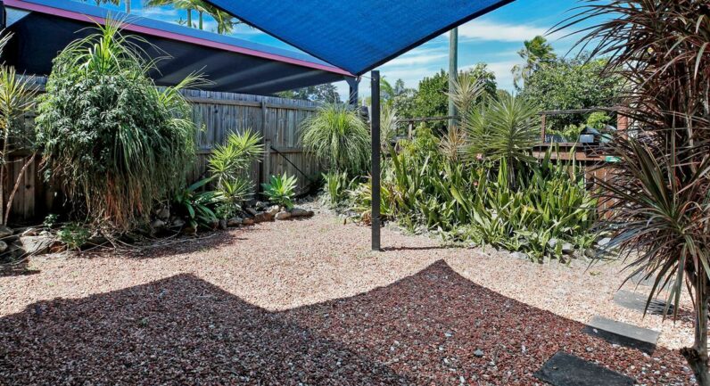 42b Machans Street, Machans Beach QLD 4878