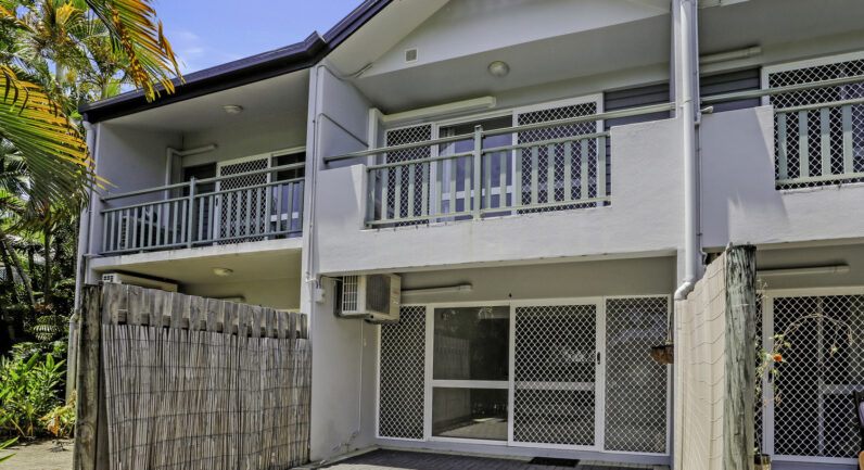 4/17 Marett Street, Stratford QLD 4870