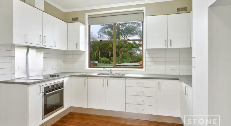 16 Sturt Street, Lalor Park NSW 2147