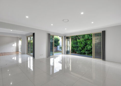 11 Woodhill Street