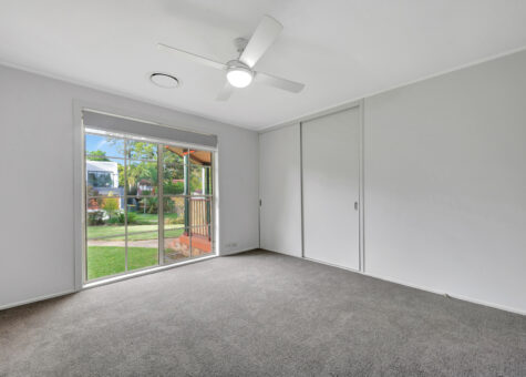 11 Woodhill Street