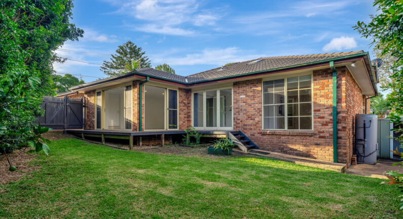 11 Woodhill Street, Castle Hill NSW 2154