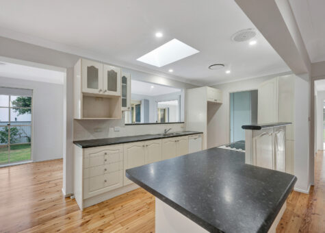 11 Woodhill Street