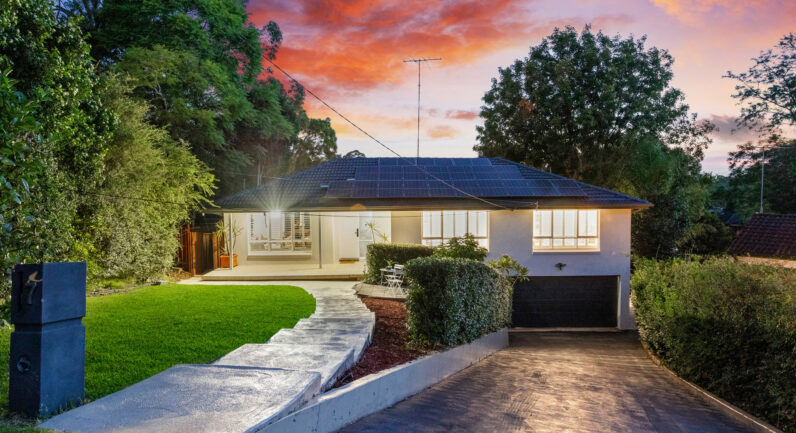 7 Hillside Place, West Pennant Hills NSW 2125