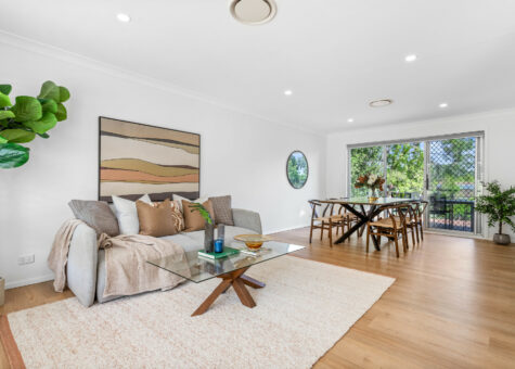 7 Hillside Place