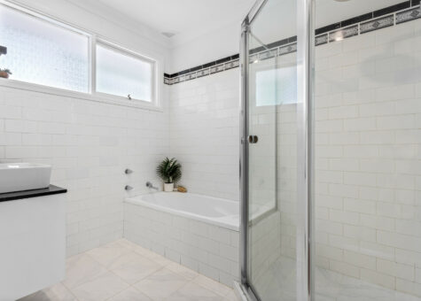 7 Hillside Place