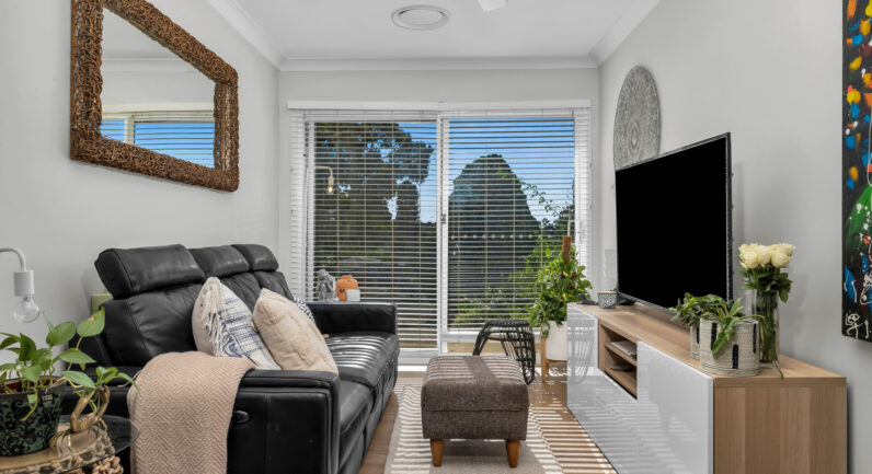 24 Limonite Place, Eagle Vale NSW 2558