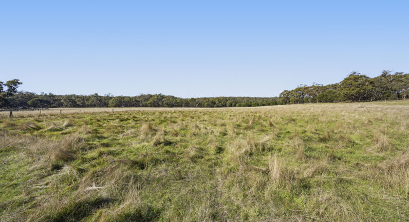 120 Chalkmine Road, Lal Lal VIC 3352