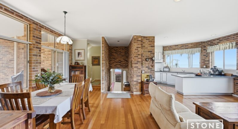 25 Korora Bay Drive, Korora NSW 2450