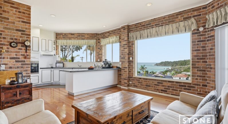 25 Korora Bay Drive, Korora NSW 2450