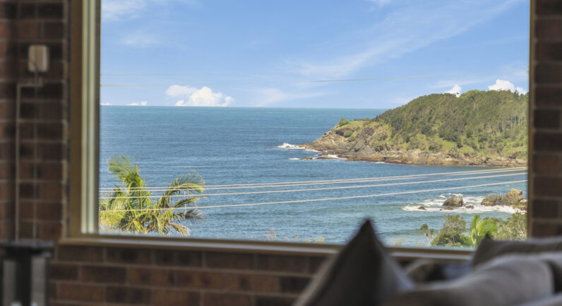 25 Korora Bay Drive, Korora NSW 2450
