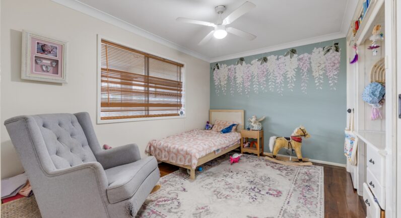 5 Warne Drive, Aldavilla NSW 2440