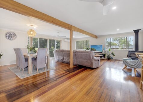 5 Warne Drive