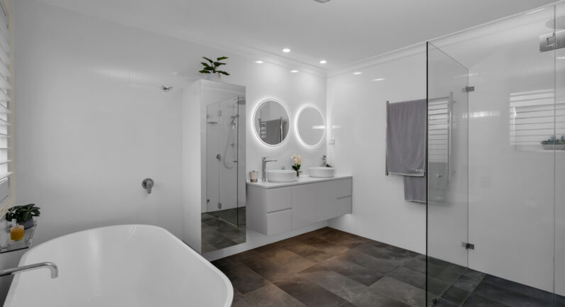 13 Mcmahon Parade, Camden Park NSW 2570