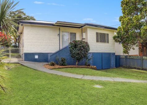 2 Tabrett Street
