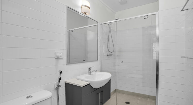 10 Centennial Drive, Campbelltown NSW 2560