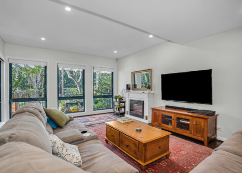 10 Centennial Drive