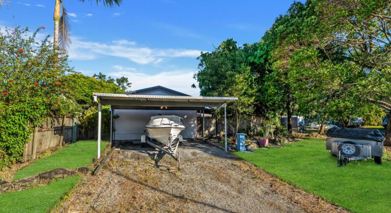3 Crown Close, Edmonton QLD 4869